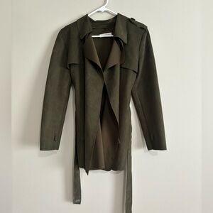 Stylish Olive Green Trench Coat - Size 40